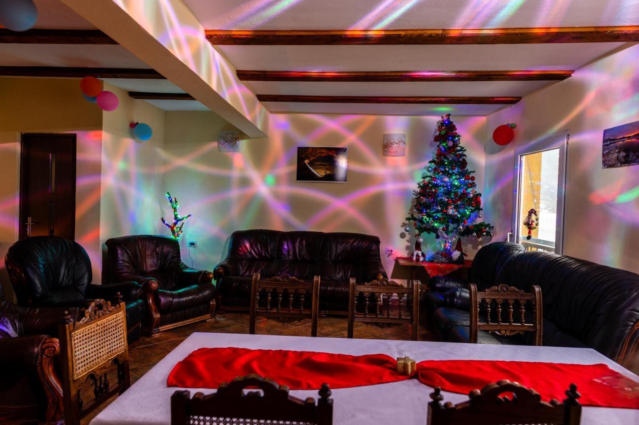 Casa Beasarah. Villa Dubova Luaran gambar