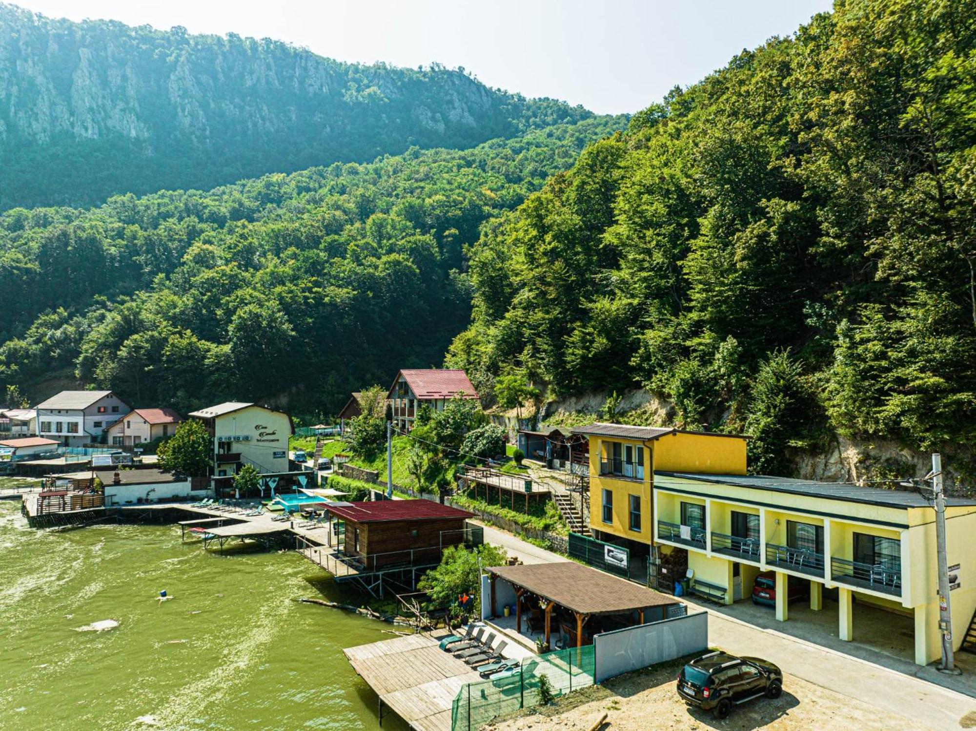 Casa Beasarah. Villa Dubova Luaran gambar