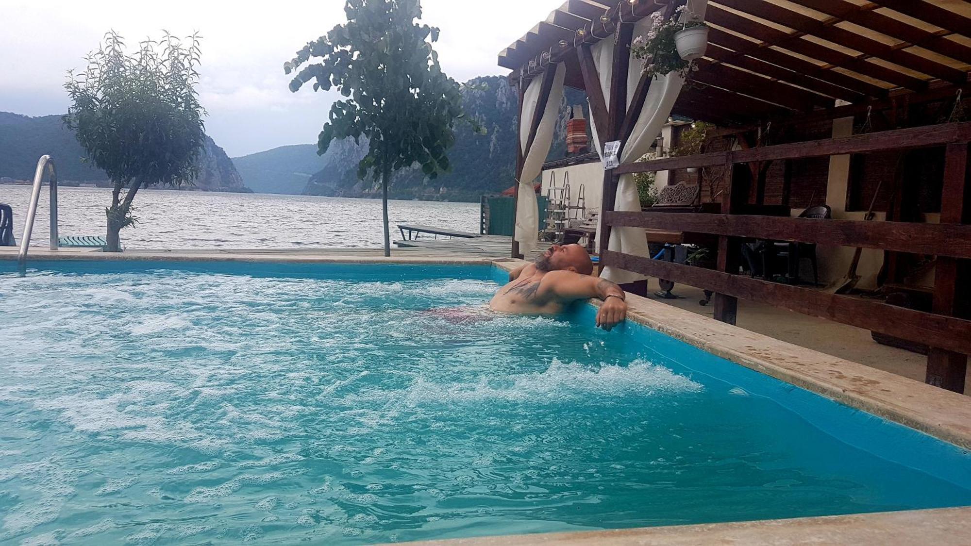 Casa Beasarah. Villa Dubova Luaran gambar